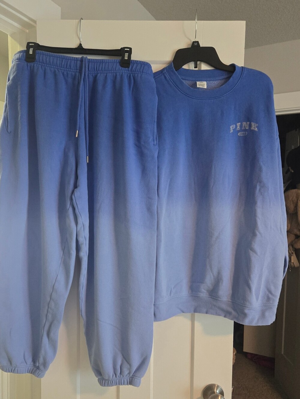 VS PINK CAMPUS FLEECE SWEATSUIT SET SHIRT AND PANTS
